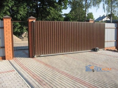 Откатные ворота DoorHan с профлистом 1900x4100