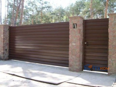 Откатные ворота DoorHan с профлистом 1700x4100