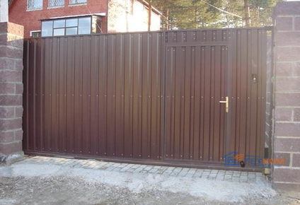 Откатные ворота DoorHan с профлистом 2200x3100