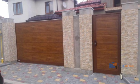 Откатные ворота DoorHan с сэндвич-панелью 2200x2000 для дома