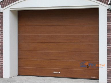 Секционные гаражные ворота DoorHan RSD02 2800 х 4000